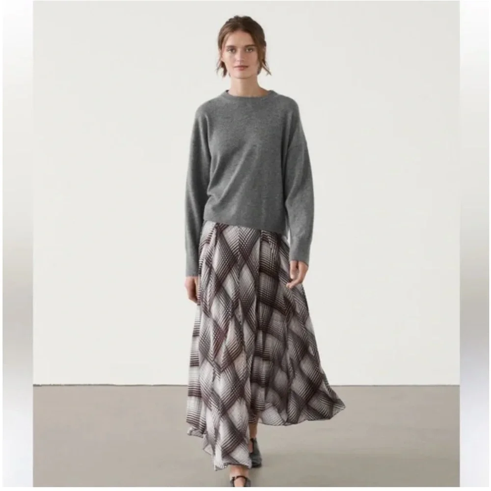 Massimo Dutti Long Flared Skirt with Checked Details - Picture 5 of 8